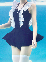 Süße Lolita Outfits Schwarze Schnürrüschen Ärmelloser Lolita Badeanzug