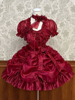 Süßes Lolita-Kleid mit geflochtenem Herz und kurzen Ärmeln süßes Strapskleid