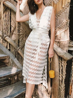 Sexy Bodycon Kleider Weißes ärmelloses Schnürkleid mit V-Ausschnitt; lässig; schier Etuikleid