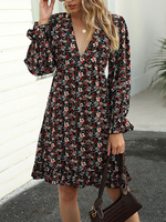 Skater-Kleid mit V-Ausschnitt mit langen Ärmeln Schwarz Rüschen Printed Fit Und Ausgestelltes Kleid
