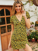 Sommerkleid V-Ausschnitt Blumenmuster Gelbes kurzes Strandkleid