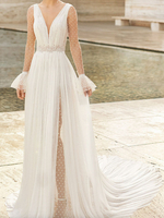 Spitze Brautkleid mit Zug fallen lange Ärmel Spitze V-Ausschnitt Brautkleider