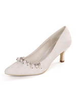 Spitze Hochzeitsschuhe White Pointed Toe Pearls Kätzchen Absatz Brautschuhe
