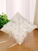 Spitze Ring Bearer Kissen Perlen Strass Ivory Ribbon Bows Hochzeit Kissen