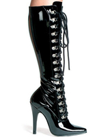 Spitze Stiefel aus Leder mit Schnüren und High-Heels in Schwarz