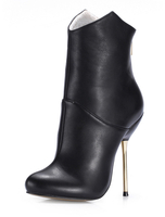 Stilvoller Stiefel aus mit Spike Heels in Schwarz