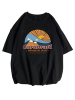 T-Shirts Locker sitzendes T-Shirt mit rundem Halsausschnitt; kurzen Ärmeln und einem kontrastierenden Herrenhemd mit Frontdruck