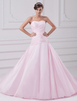 Taft A-Linie-Brautkleid mit Herz-Ausschnitt und Perlen-Applikation in Rosa