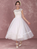 Tüll A-Linie-Brautkleid mit Rundkragen und Deko-Applikation; wadenlang