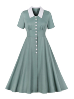Vintage Kleid der 1950er Jahre mit Knöpfen; kurzen Ärmeln; knielanges Swingkleid für Damen