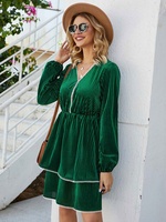 Vintage Vintage Kleid der Frau 1950er Jahre Grüne Langarm-Rockabilly Retro-Kleid mit V-Ausschnitt