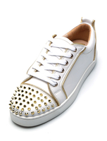 Weiß Skate Schuhe Männer Runde Kappe PU Leder Nieten Lace Up Turnschuhe Freizeitschuhe