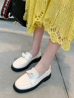 Weiße Frauen Slipper Leder Runde Zehen Schleifen Slip On Freizeitschuhe