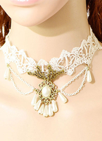 Weiße Lolita Halskette Spitze Perlen Rokoko Lolita Choker Schmuck