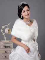 Weiße modische Kunstpelze Braut Hochzeit Schal