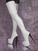 Weiße sexy Overknee-Stiefel mit Stilettoabsatz und Overknee-Stiefeln
