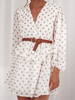 Weiße Skaterkleider Chiffon V-Ausschnitt Langarm Polka Dot Rüschen Flare Kleid mit Gürtel
