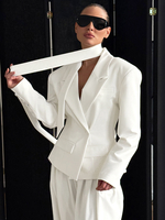 Weißer Blazer mit Schalkrawatte für Damen 2025