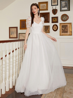 Weißes Maxi-A-Linien-Kleid mit Blumendekoration und offenem Rücken für die Braut 2025