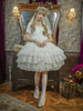 Weißes süßes Lolita OP-Kleid Neverland Cascading Ruffles Bows Blumendruck Kurzarm Lolita One Piece Kleider