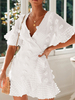 Weißes Sommerkleid V-Ausschnitt Blume Kurzarm Strandkleid