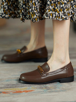 Womens Loafers Coffee Brown PU Leder Runde Zehenketten Flache Freizeitschuhe