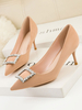 Womens Mid-Low Heels Chic-Spitz-Zehe Stiletto-Fersen-Rhinestones hübsches Fleisch-Farbpumpen abende Fersen