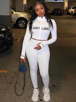 Zweiteilige Sets Weißer Polyester-Buchstaben mit hohem Kragen-Druck Lässige Hosen Langarm-Outfit für Frauen