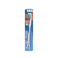 Oral-B PRO-EXPERT CrossAction Anti-Plaque Zahnbürste medium